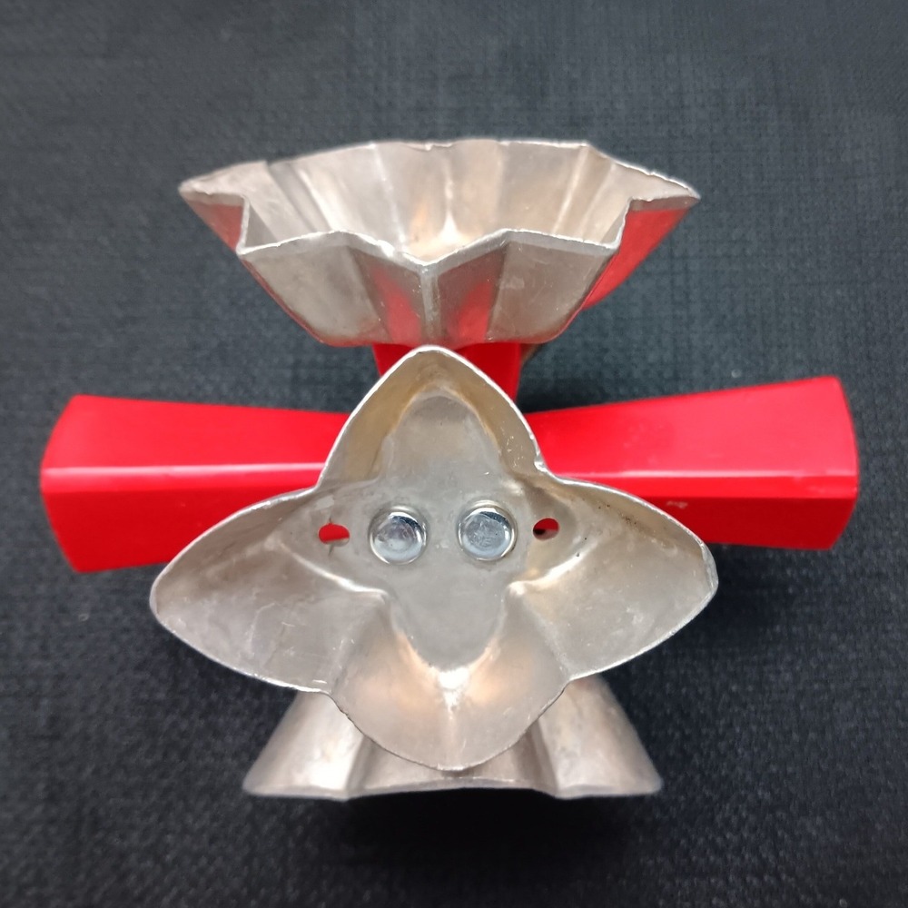 Vintage 5 Shape Wear-Ever No 3355 Aluminum Rotating Cookie Cutter "Lazy Susan"